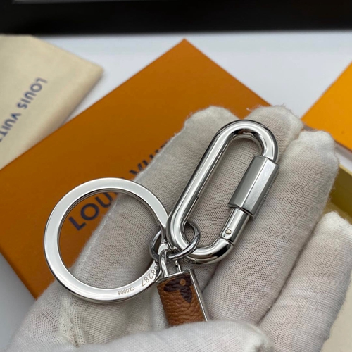 ブランドキーホルダー角部分ディテール